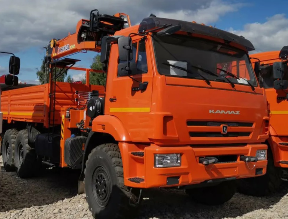 Бортовой автомобиль КАМАЗ 43502 с КМУ Hangil HGC 986